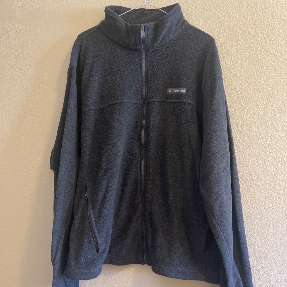 Columbia outerwear sweater